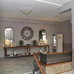 San Luca 4*