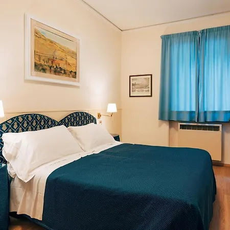 San Luca 4*
