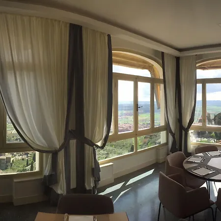 ホテル サン ルカ 4*